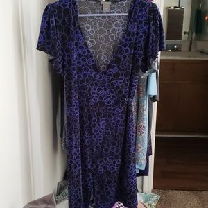Ann Taylor size S blue/black wrap dress
